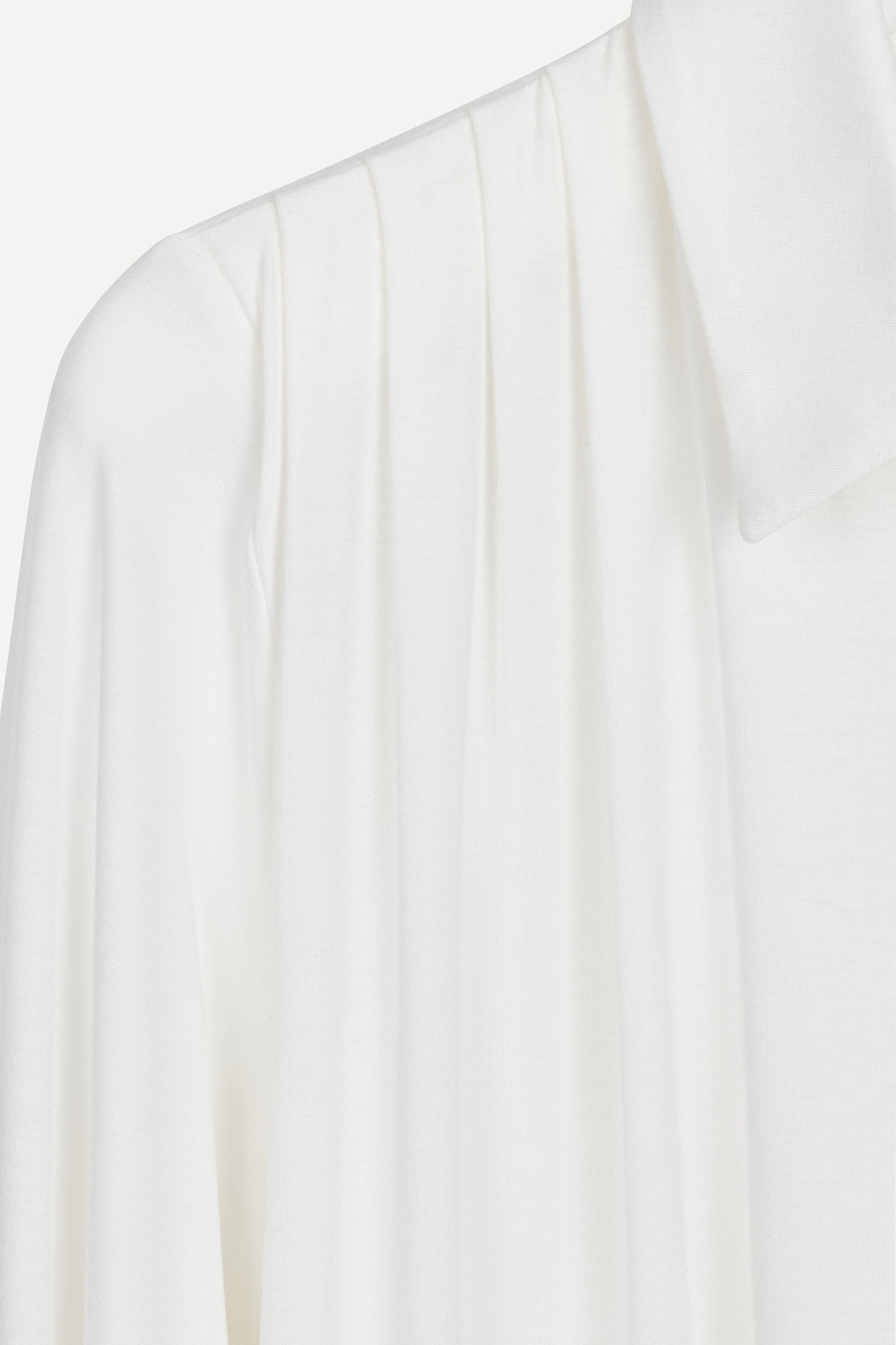 
                  
                    AMELIE WHITE BLOUSE WITH COLLAR
                  
                