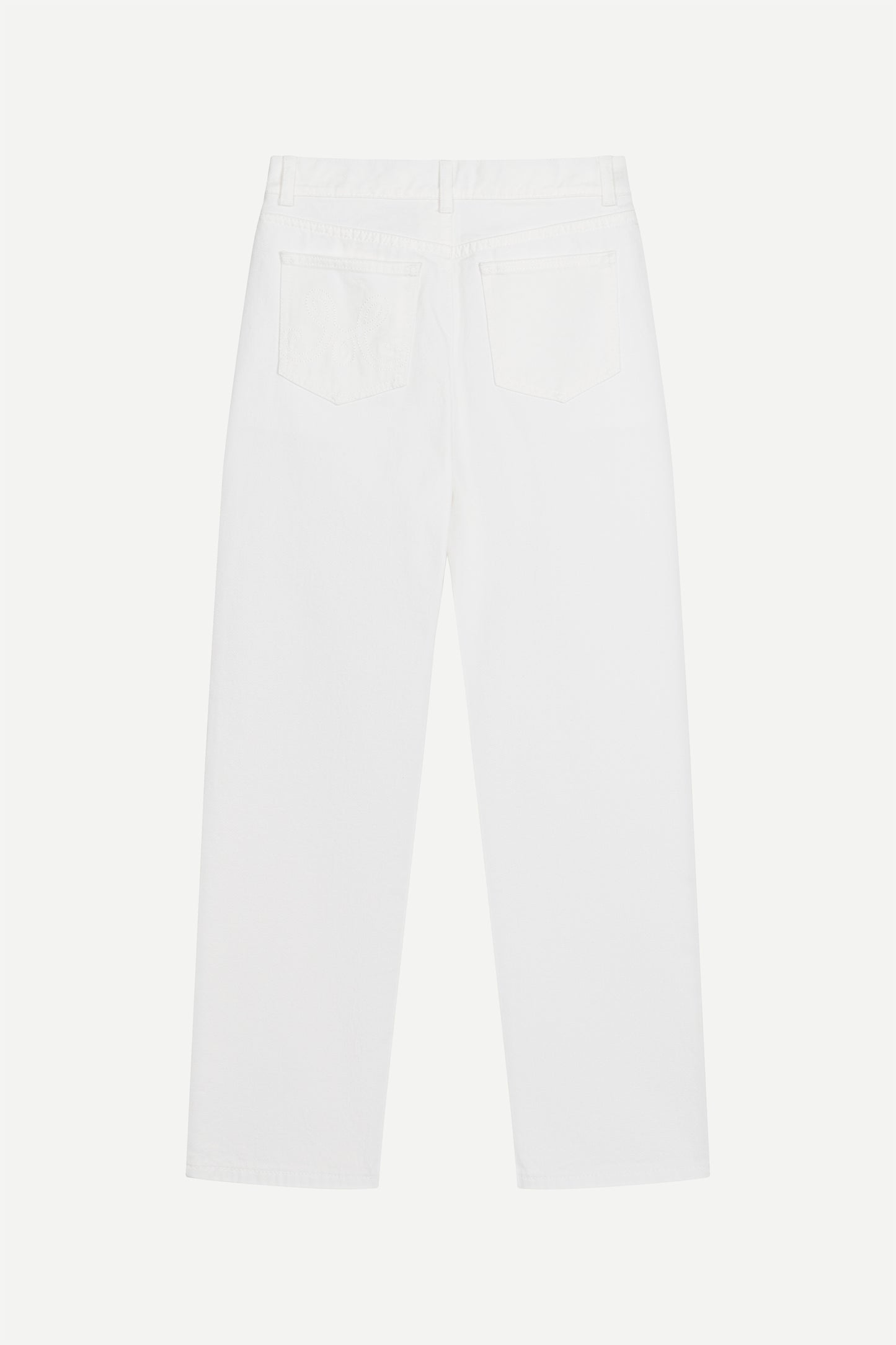 
                  
                    WHITE CLASSIC DENIM DREAM JEANS
                  
                