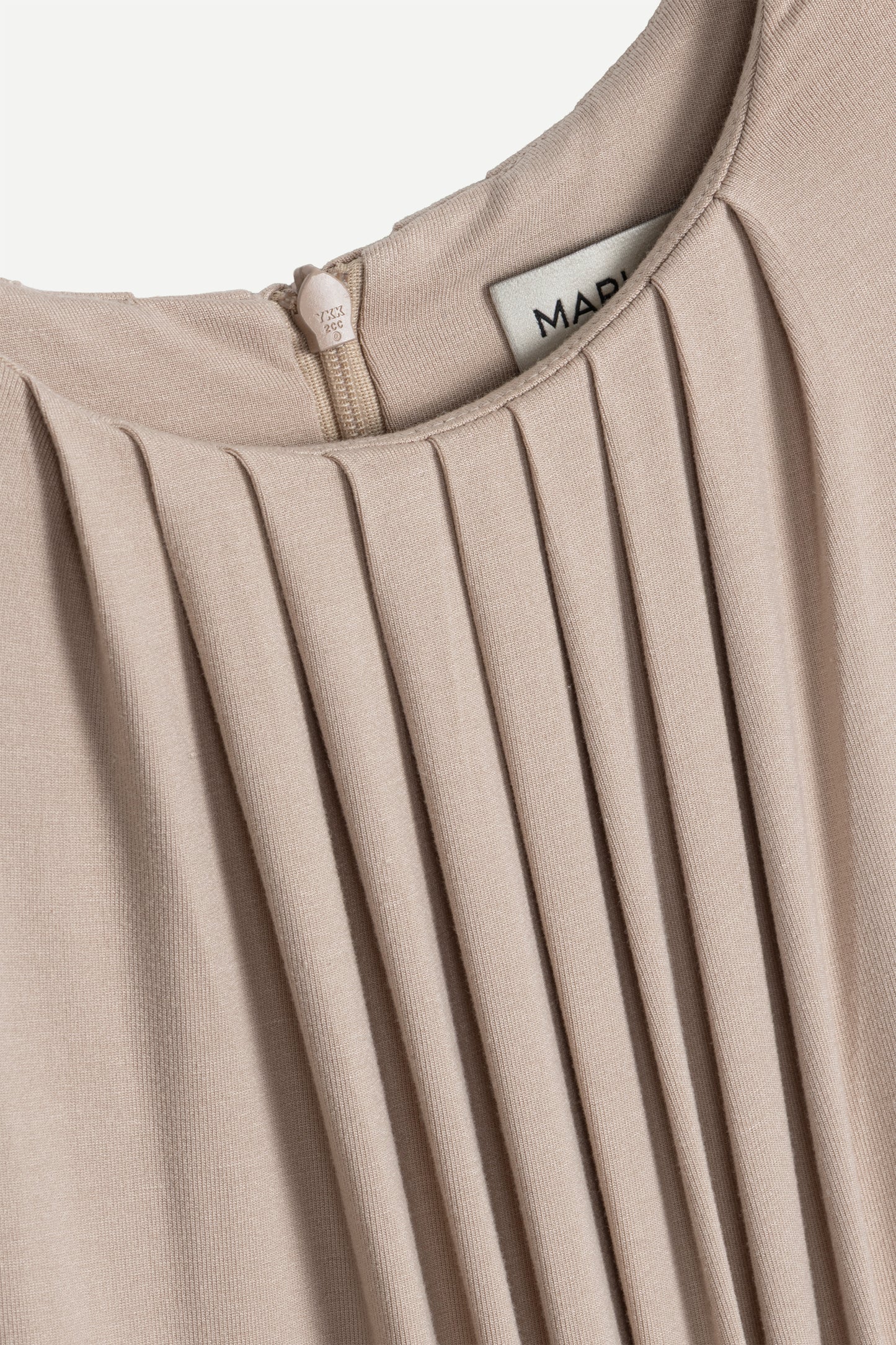 
                  
                    BEŻOWA SUKIENKA MIDI DELUNA II
                  
                