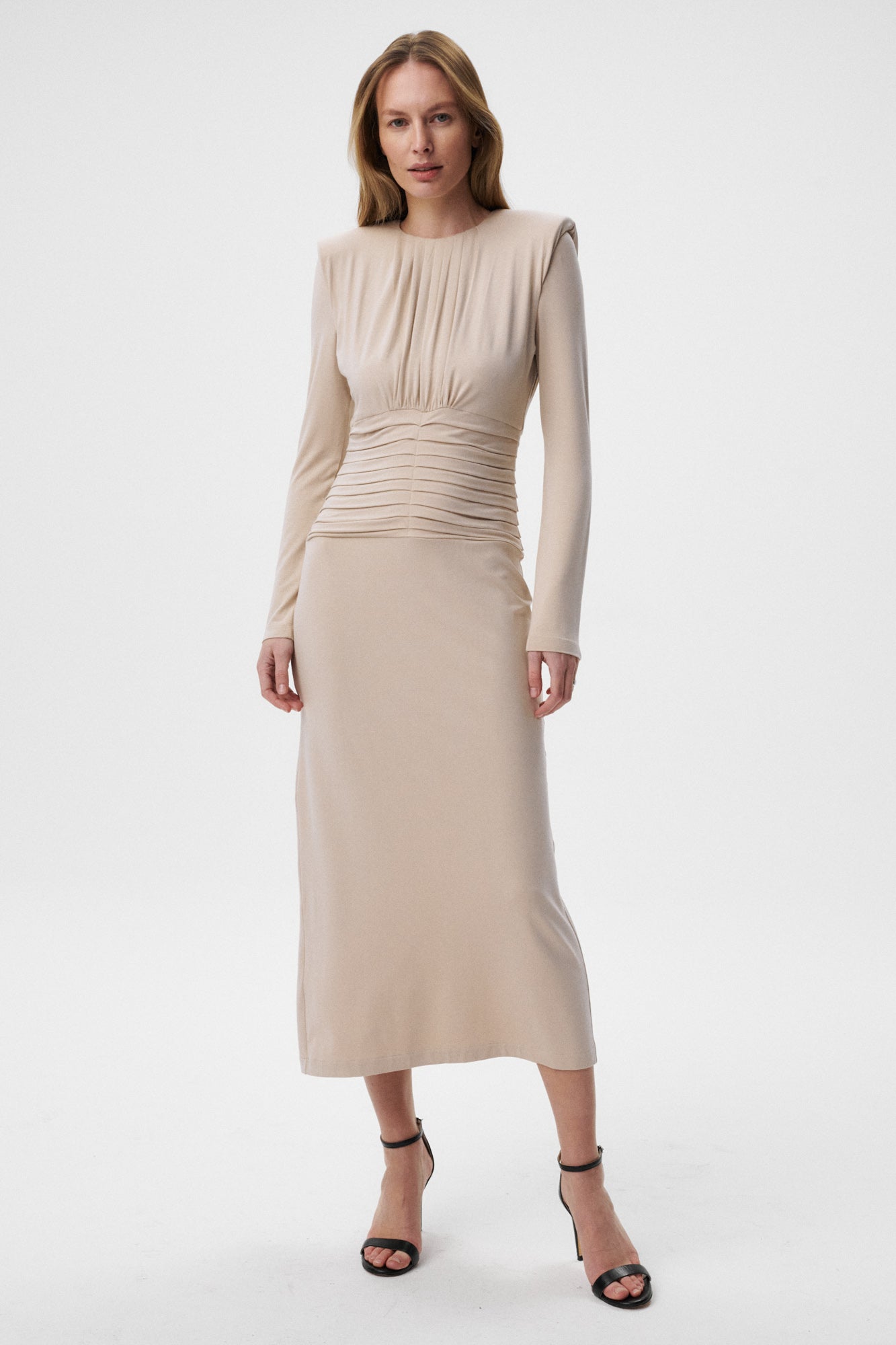 
                  
                    BEŻOWA SUKIENKA MIDI DELUNA II
                  
                