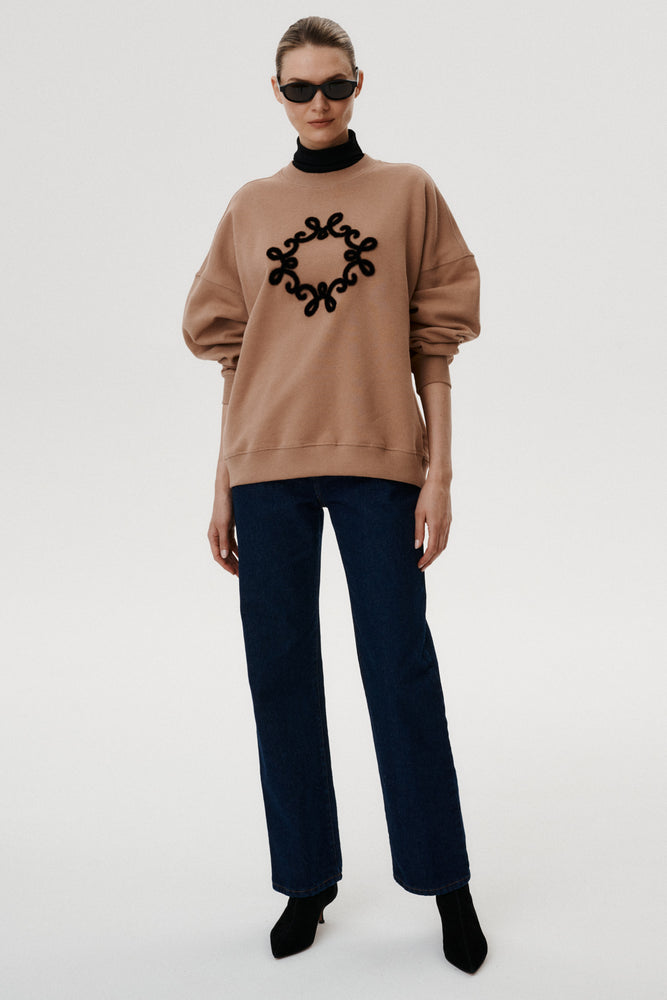 
                  
                    Camelowa bawełniana bluza oversize Onera z spersonalizowany motywem MONOGRAM M
                  
                