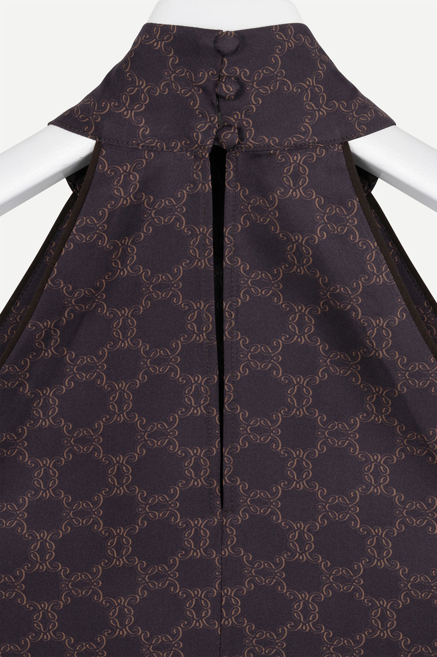 
                  
                    BROWN MONOGRAM TOP M
                  
                
