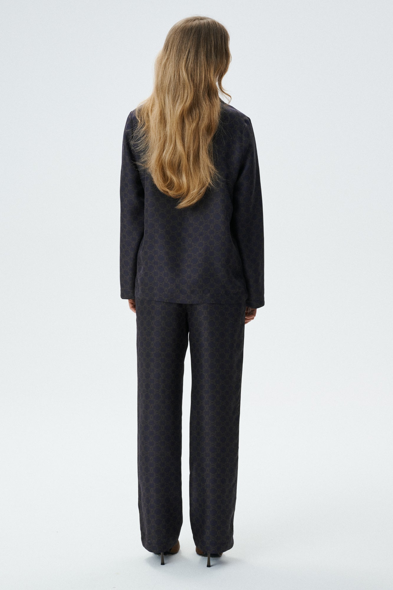 
                  
                    Brown silk trousers MONOGRAM-M
                  
                