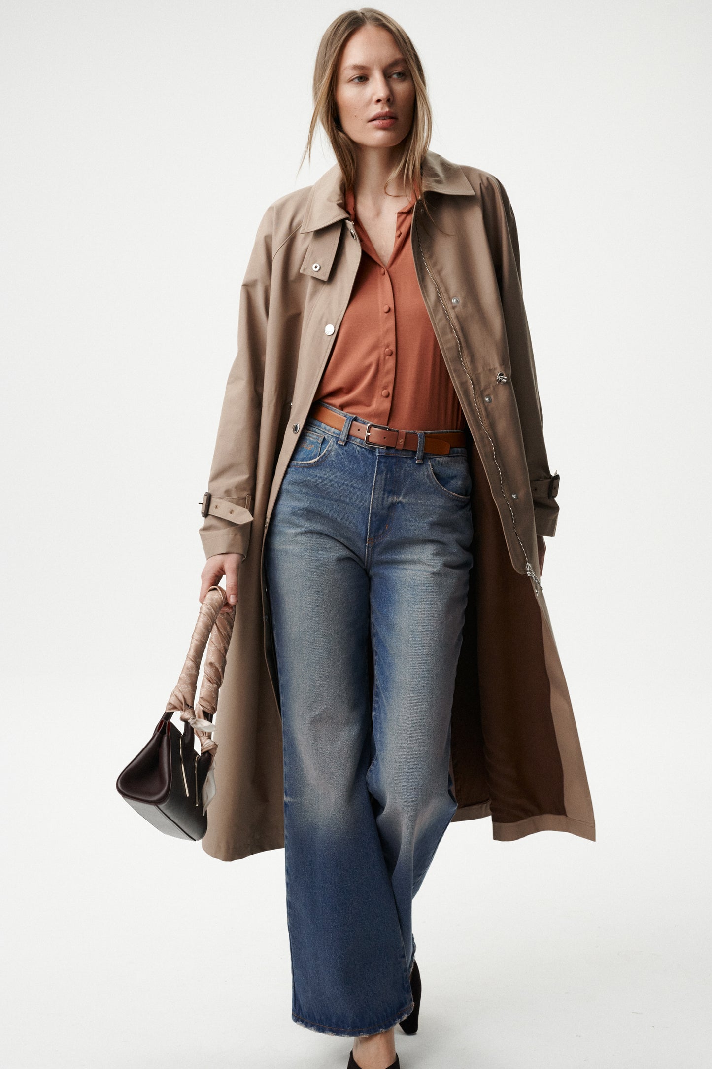 
                  
                    BLUE STRAIGHT FLARE LEG TROUSERS VICTORIA
                  
                